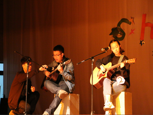 吉他表演