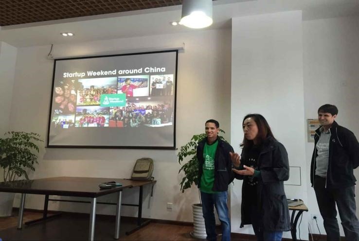 Startup Weekend的中國區(qū)市場總監(jiān)Helena鼓勵(lì)女大學(xué)生積極創(chuàng)業(yè)