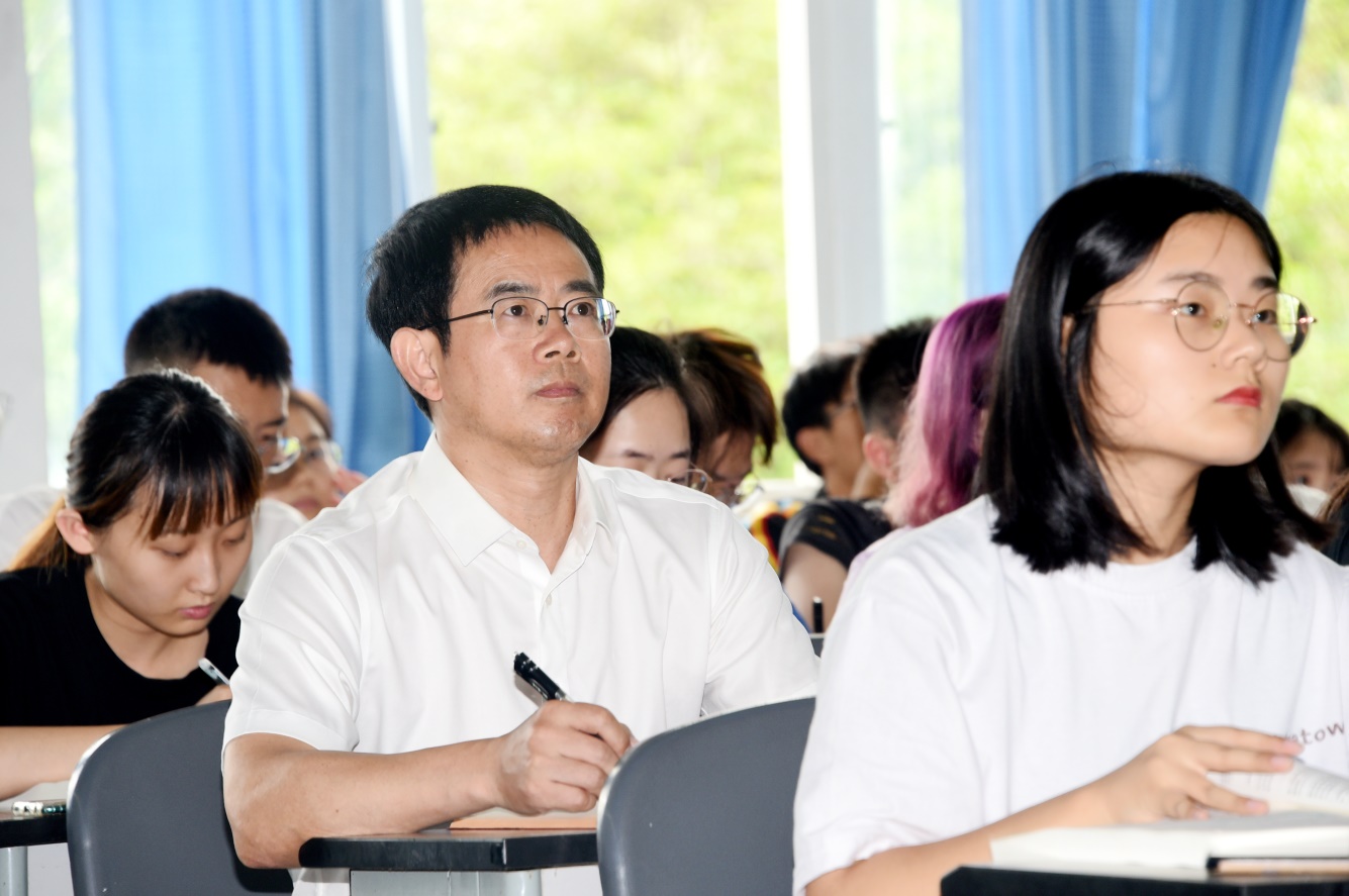 說明: C:\Users\Administrator\Desktop\DSC_3464.JPG