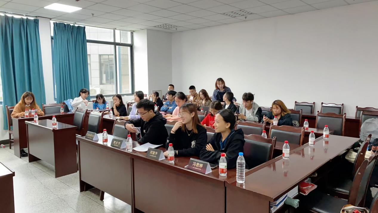 5625ae3eebaeb918409891f963e9ad2