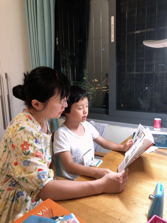 親子共讀 照片