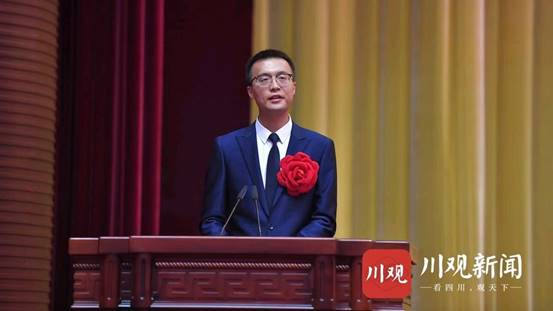 說明: E:\杜鵬\扶貧工作\2021年\3月推薦省委表彰\省委表彰大會\照片\mmexport1619069782158.jpg