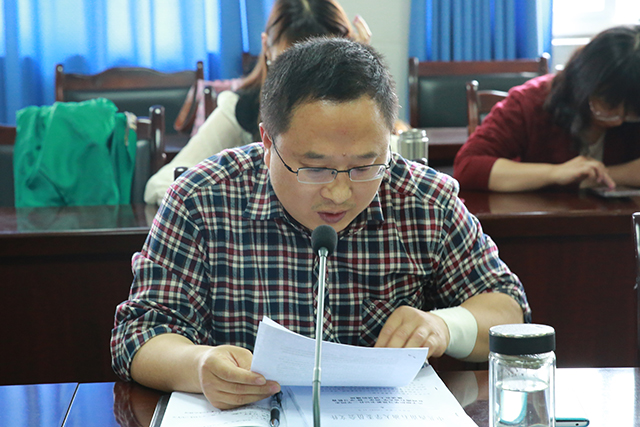 帥建祥書記傳達“兩做一學”教育活動座談會精神