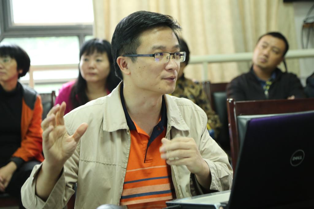 黃小彤博士精彩講解