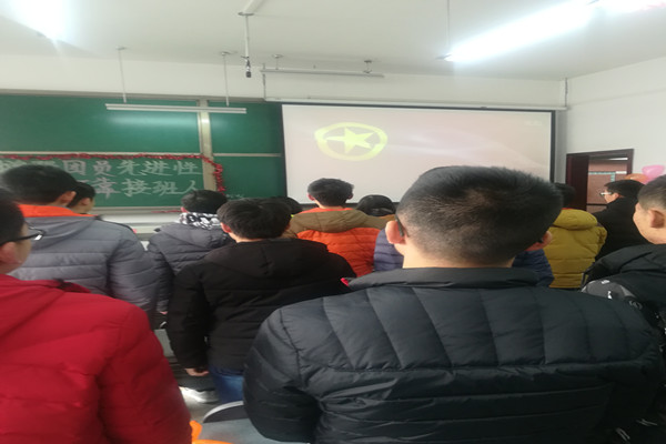 大家合唱團歌