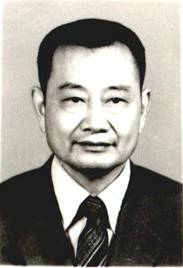壯年單人照.jpg