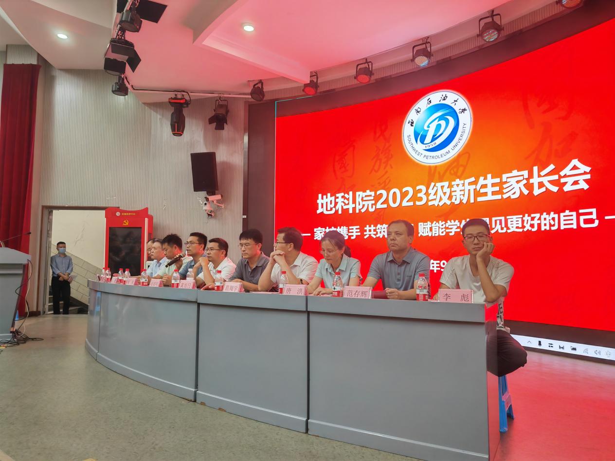 0ef59bf7299486fc48e3d69c636b0f9