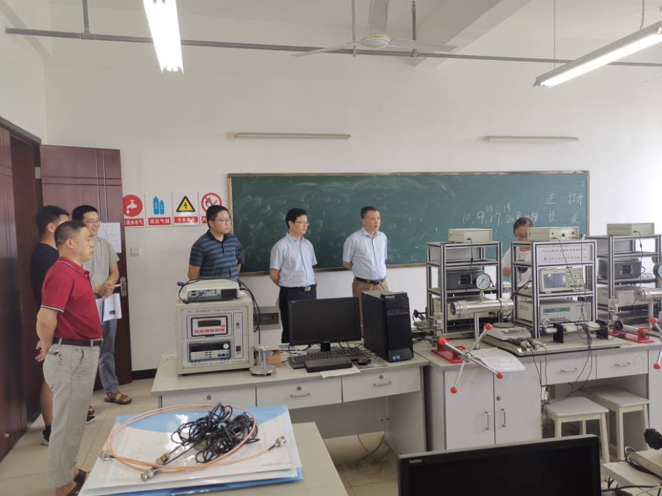 說明: d:\Documents\Tencent Files\346337515\Image\C2C\AA8A8A621BA601F398303363807170B1.jpg