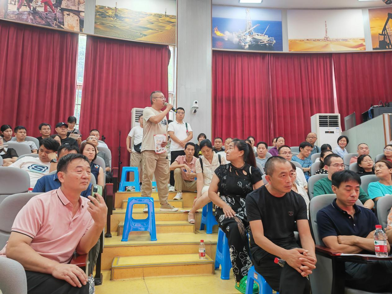 4e894bd45259dc3036bbd9e55ee4048