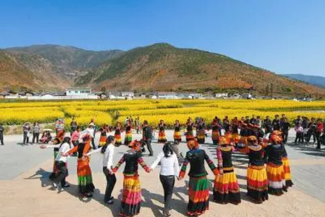 七天五次講話！習近平兩會為這五種人“撐腰”