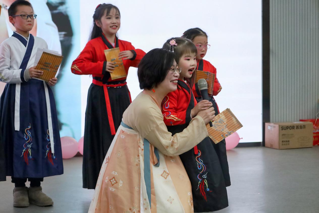 說(shuō)明: `@LSM~A{9@Y~E889B2E]V%Y