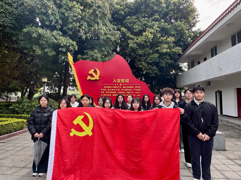 e379198af5890f81192d626b43ebd51