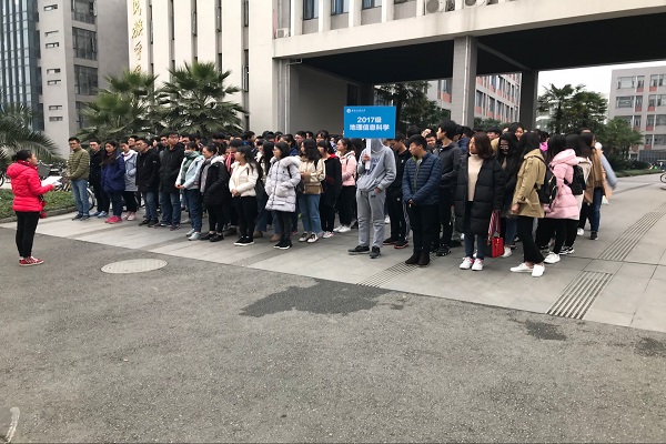 明辨樓C區(qū)逃生完畢