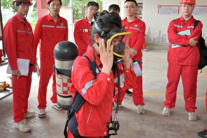 60410e2e5e215c81361d83e9215d3c8