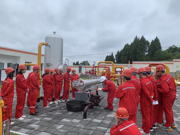 default.jpg default.jpg